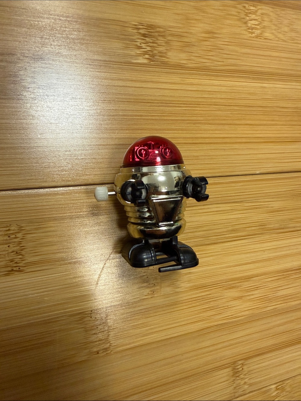 Vintage TOMY 1977 Rascal pocket bot robot Taiwan walking windup